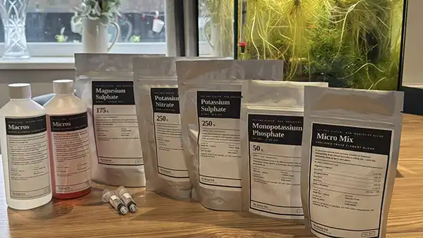 Full PPS-Pro aquarium plant fertiliser kit — compounds, bottles and syringes