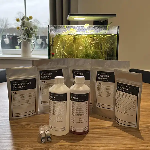 Full PPS-Pro aquarium plant fertiliser kit by Aquafertz — macro and micro compounds, bottles and syringes included